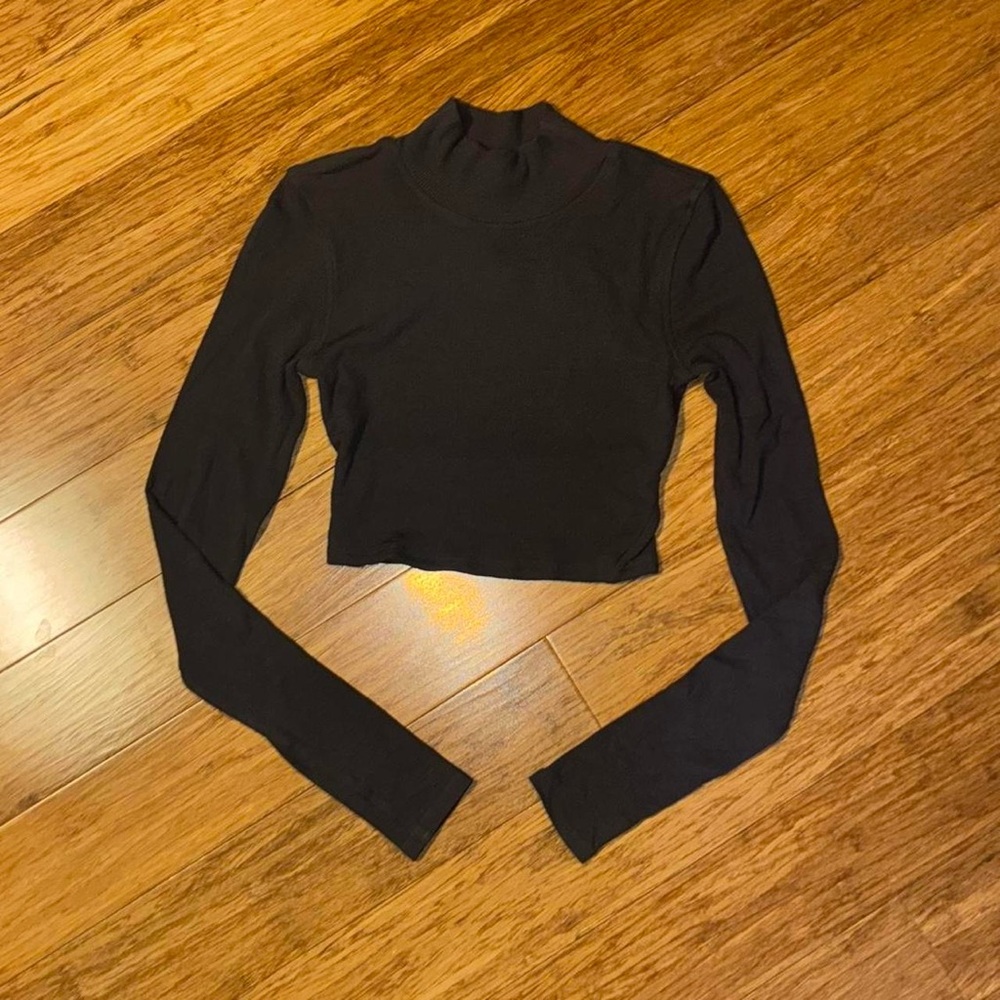 Lululemon Top - image 3
